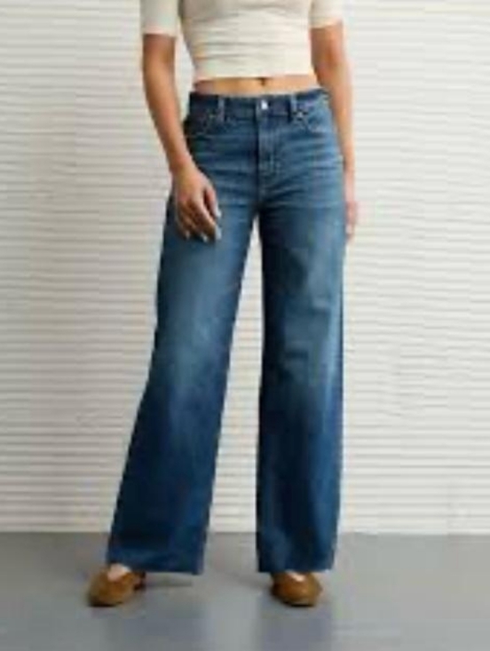 American Eagle Outfitters Denim - American Eagle Outfitters Light Blue Denim Jeans - Size 14